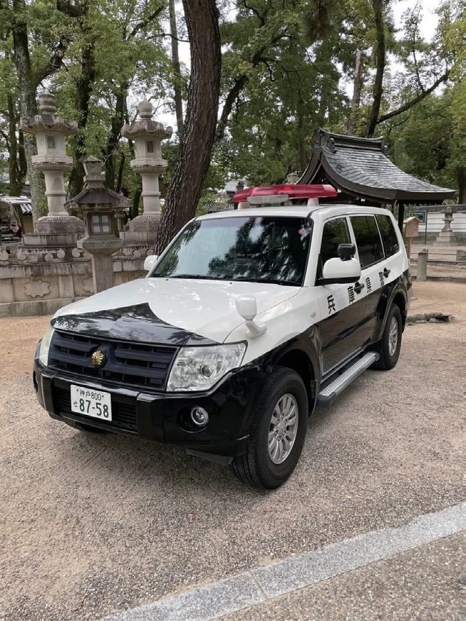 兵庫県警察のパトカー